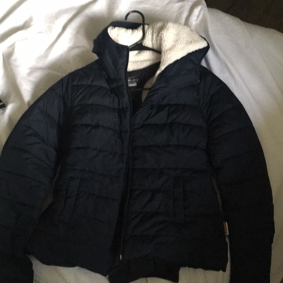 hollister yellow puffer jacket